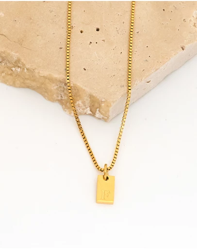 Winona - Afine Alphabet Necklace letter F