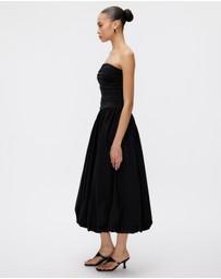 Minima Esenciales - Gracen Bubble Hem Midi Dress