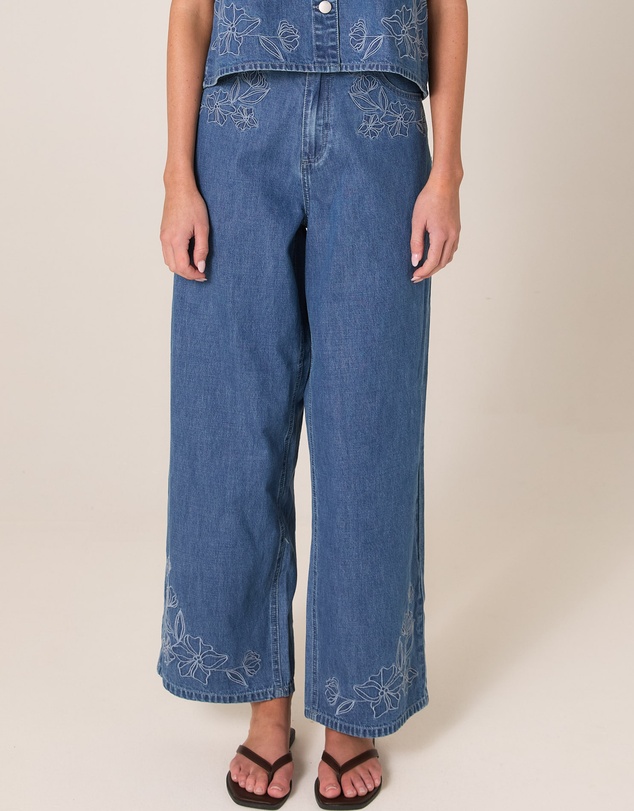 Fate + Becker - Sloane Embroidered Jean