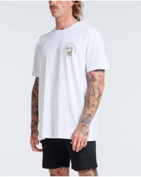 Vacancy Co - Life on the Rocks Tee