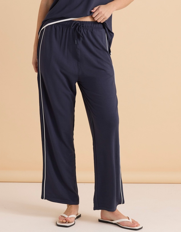 Betty Basics - Evelyn Wide Leg Jogger