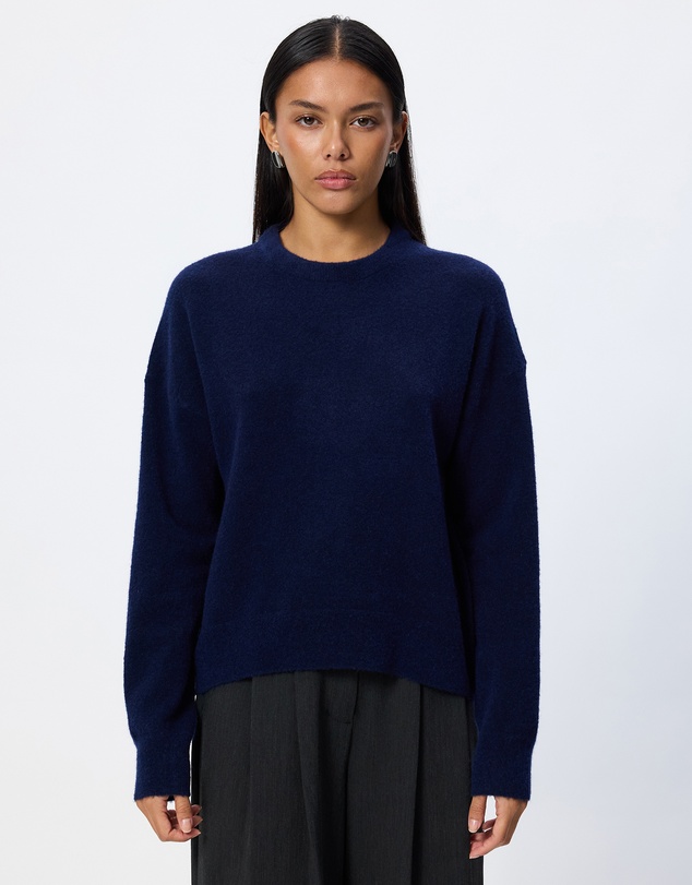 Lindsay Nicholas New York - Varsity Sweater (W Snood)