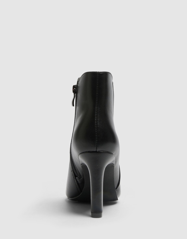 SPURR - Holt - ONLINE EXCLUSIVE