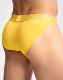 TEAMM8 - Spartacus Sports Brief