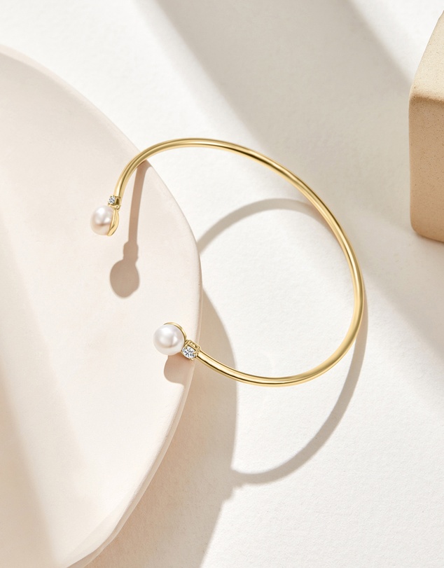 Mestige - Katalina Cuff with Freshwater Pearls - 18K Gold Plated