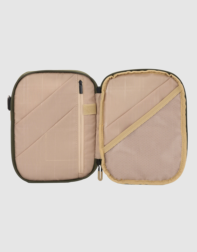 American Tourister - Orbit Vega 3A Lightweight Expandable Crossbody Bag