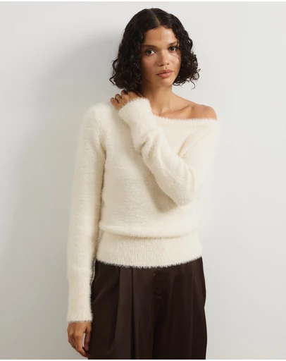 Atmos&Here - Abi Off Shoulder Sweater