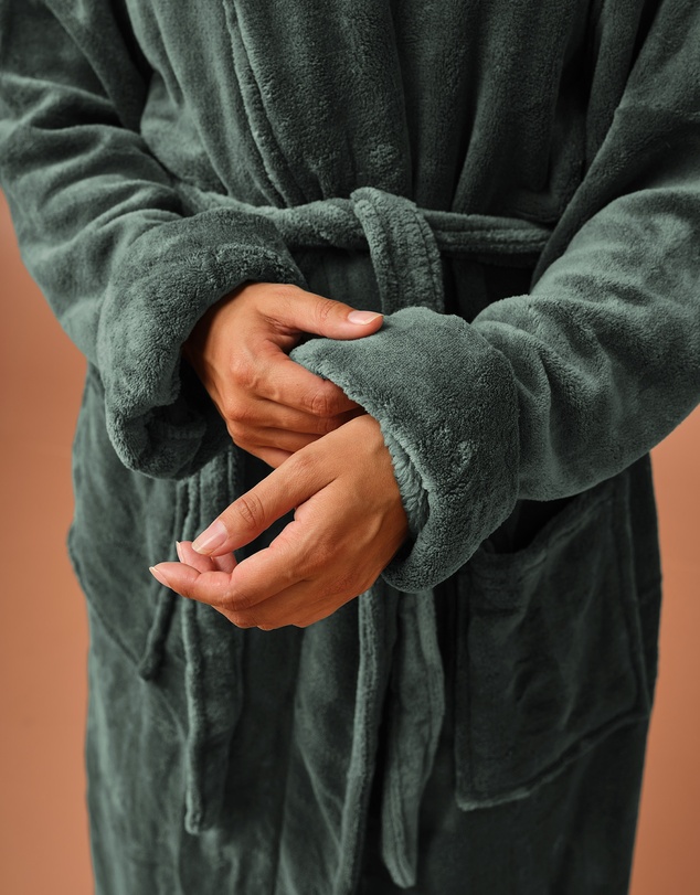 Linen House - Plush Robe
