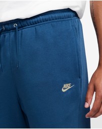 Nike - Club Joggers