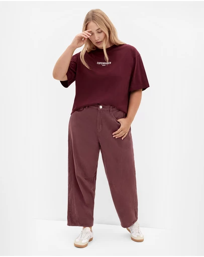 City Chic - Plus size Harley Fit Cassie Barrel Leg Jean - cherry