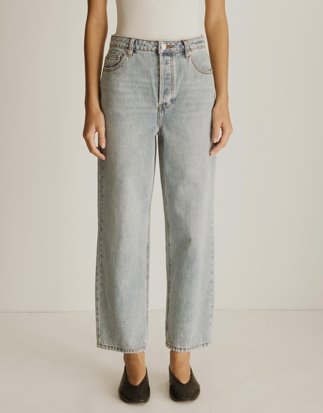 Atmos&Here - Milla Straight Leg Jeans
