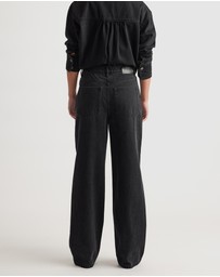 Decjuba - Ariana Straight Leg Jeans