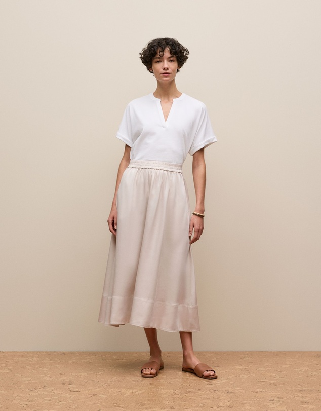 Trenery - Relaxed V Neck T-shirt in White