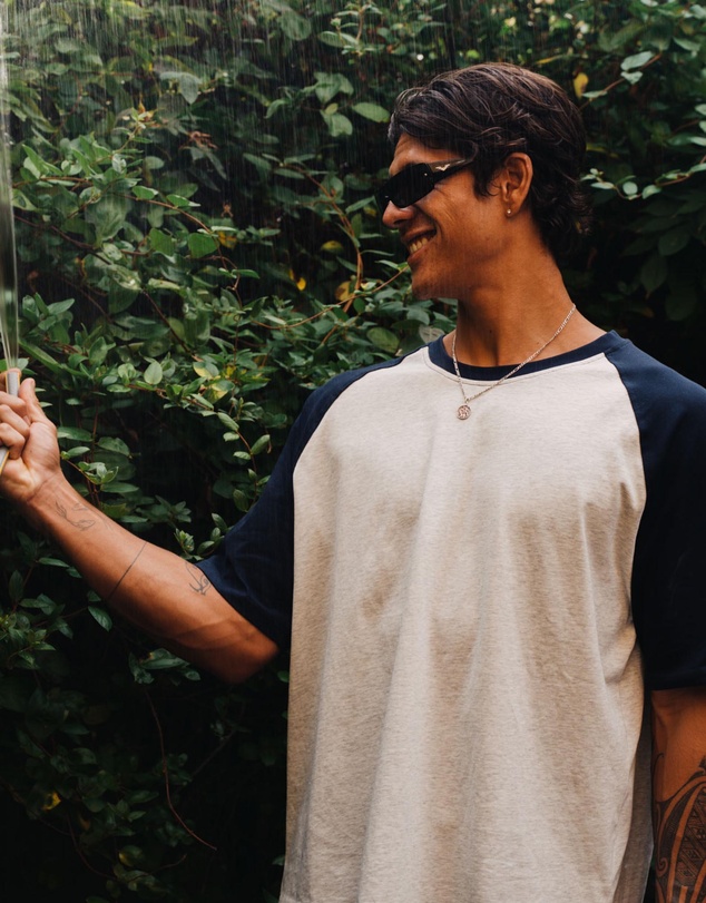 Zanerobe - Raglan Crop Flow Tee
