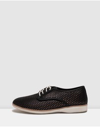 Rollie - Derby Punch Overlay Shoe