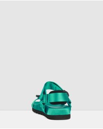 Rollie - Sandal Tooth Wedge