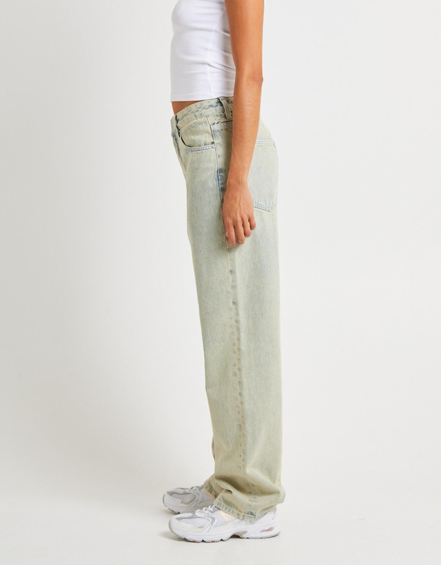 Insight - Bobby Baggy Dad Denim Jeans