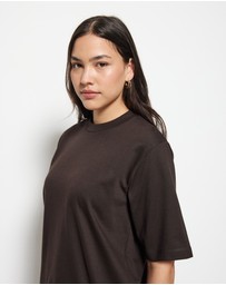 Commonry - Modern Tee