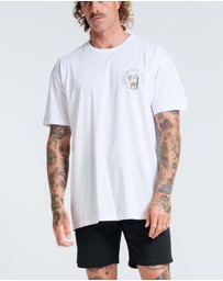 Vacancy Co - Life on the Rocks Tee
