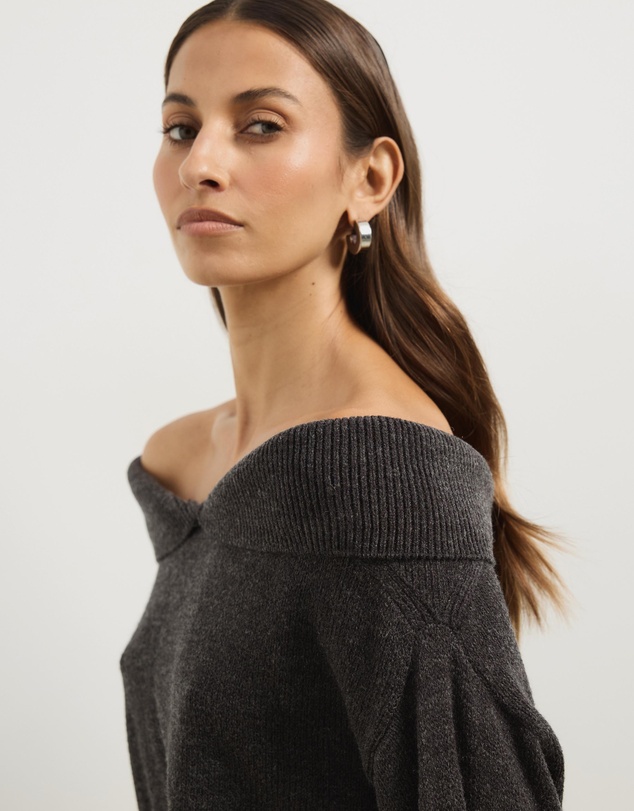 Atmos&Here - Kalli V-Neck Knit Jumper