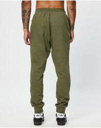 adidas Sportswear - Essentials Feelcozy Fleece Pants