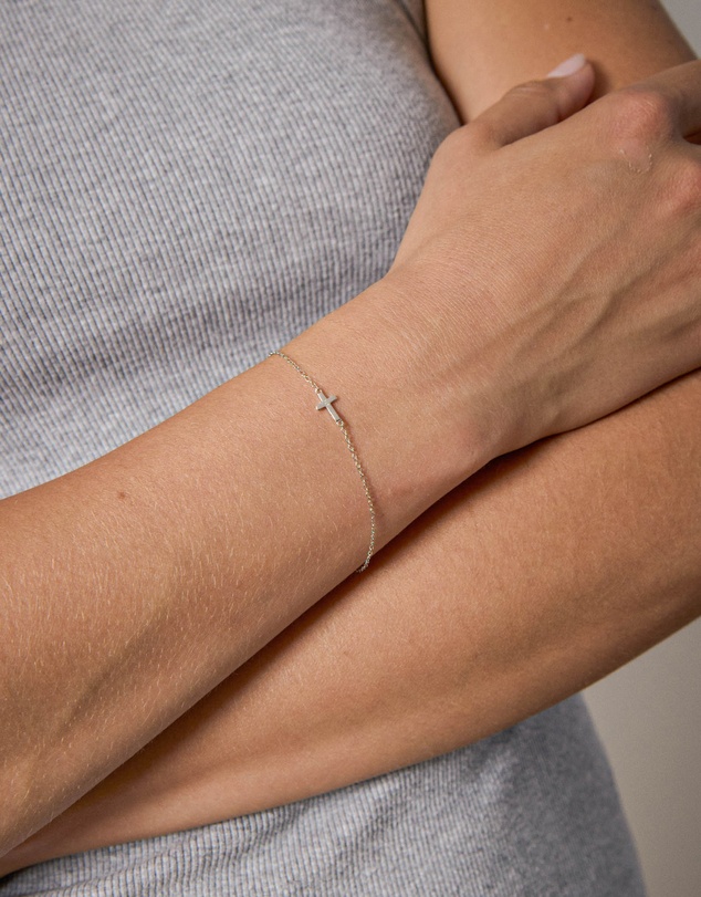Bianc - Medium Cross Bracelet