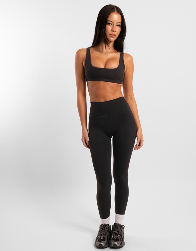 Active Basics - Square Neck Crop