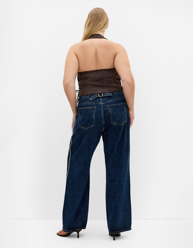 City Chic - Harlow Sueded Halter Zip Top