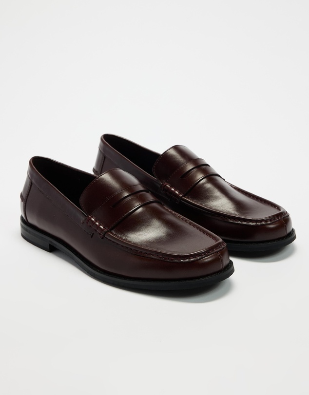 AERE - Clean Leather Loafers - Men's