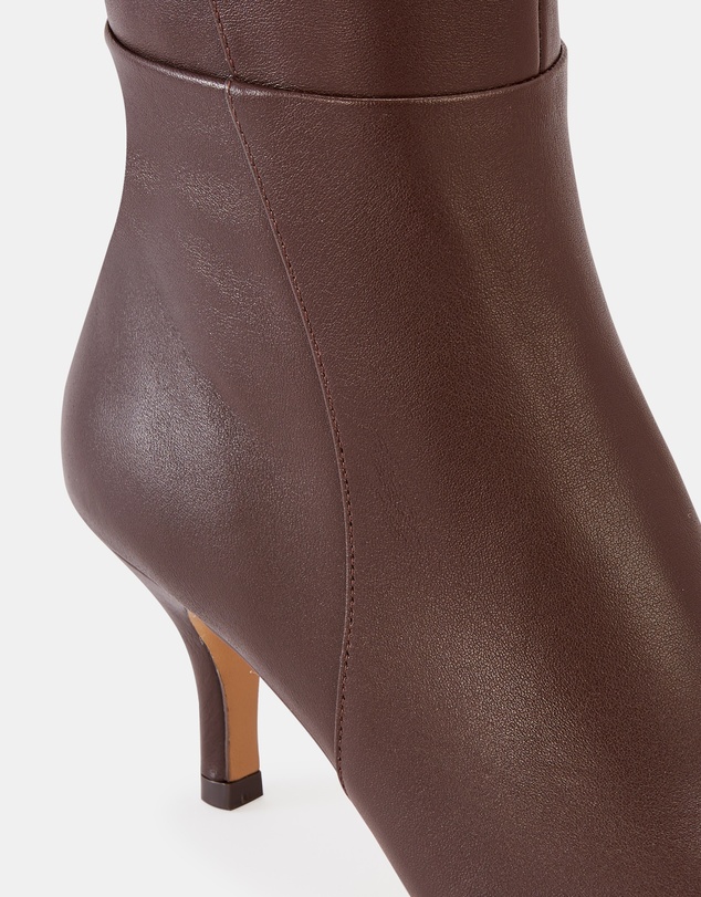 Wittner - Tyra Leather Knee High Boots