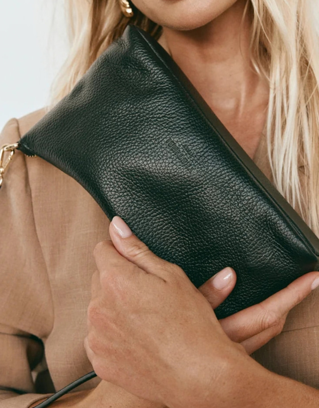 VESTIRSI - Ashley Black Leather Crossbody Bag