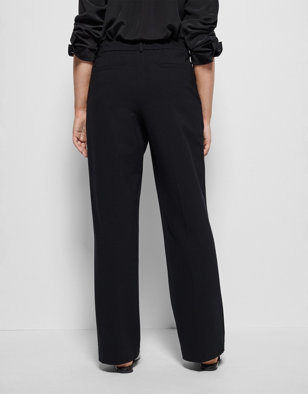 Commonry - Andrea Pant