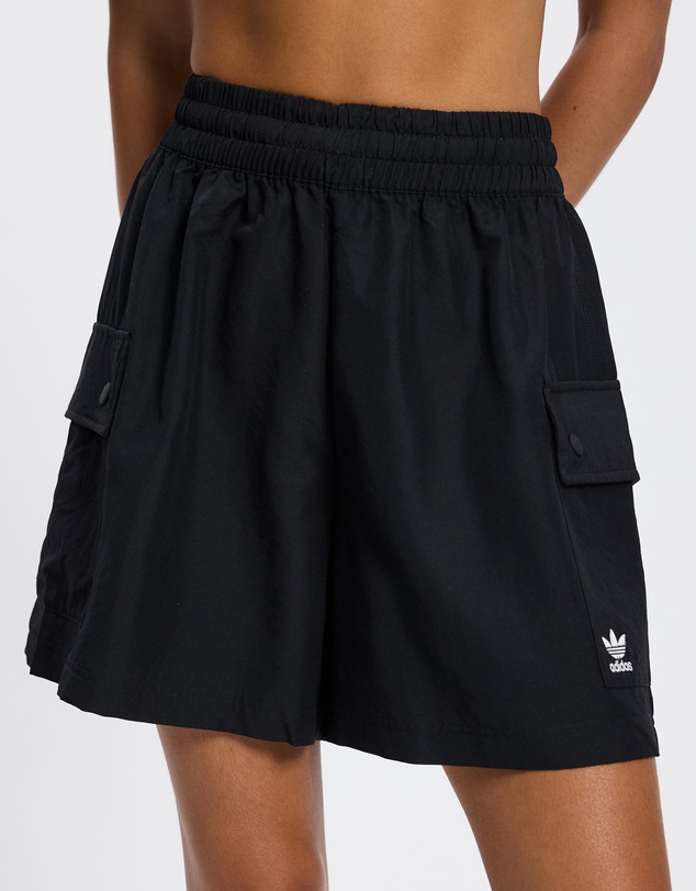 adidas Originals - Essentials C Shorts