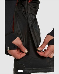 ROJO Outerwear - She Ripz Pant