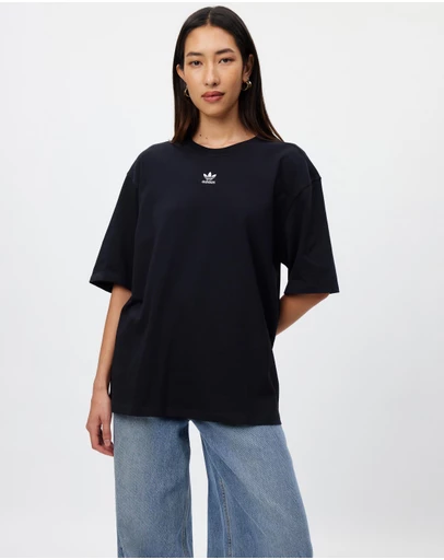 adidas Originals - Essentials Boyfriend Tee