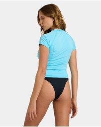 Roxy - Womens Essentials Half Zip Short Sleeve Rashguard