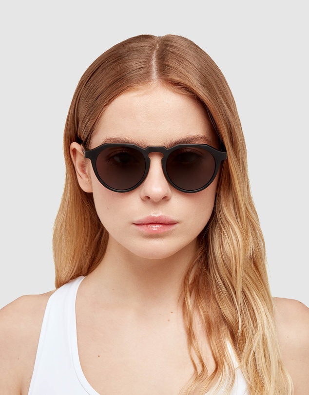Hawkers Co - Polarized Black Black Warwick Raw Sunglasses for Men and Women UV400