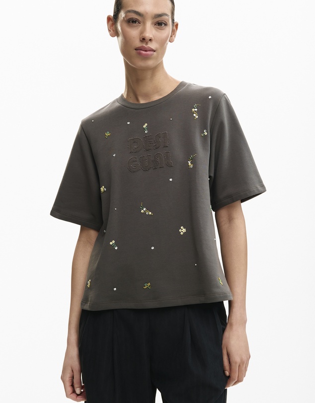 Desigual - T-shirt with logo appliqués