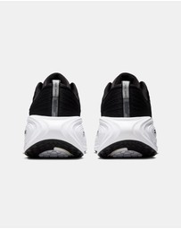 Nike - Nike Vomero Plus - Men's