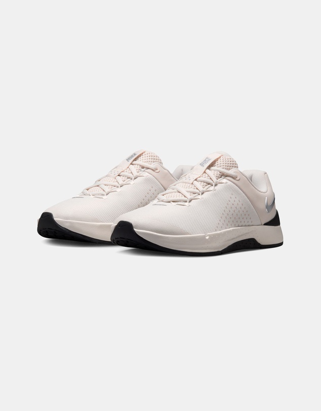 Nike - MC Trainer 4 - Women's