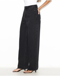 Dazie - Naples Pleat High Waisted Relaxed Jeans