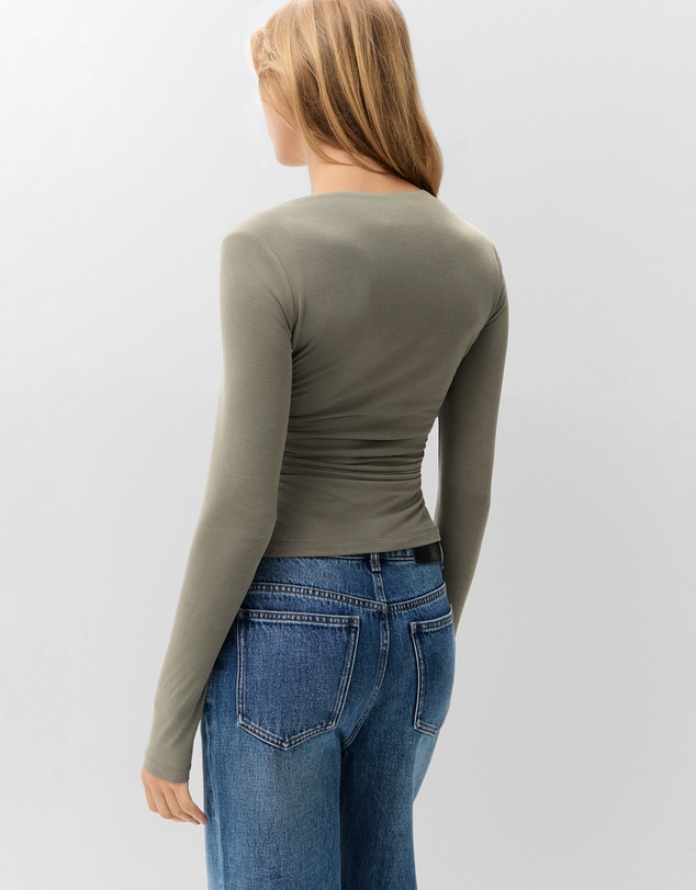 UNISON - Ruched Detail Long Sleeve Top
