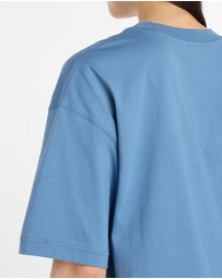 New Balance - Linear Heritage Oversized T-Shirt