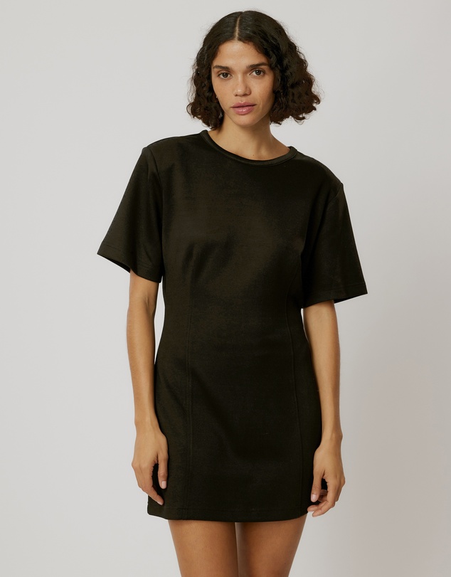 Calli - Dart T-Shirt Dress