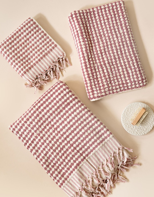 Miss April - Pompom Hand Towel