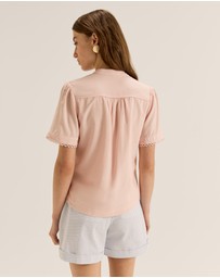 Review - Emilia Blouse