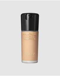 MAC - Studio Radiance Serum-Powered Foundation - NC38