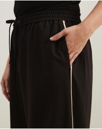 Atmos&Here Curvy - Zuma Contrast Pipping Pant