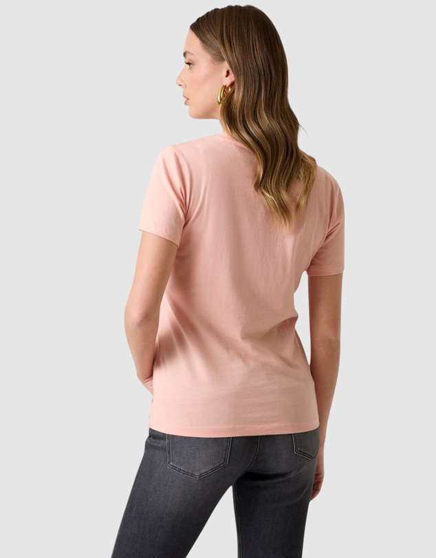 GUESS - Eco Studs Script Short Sleeve T-Shirt