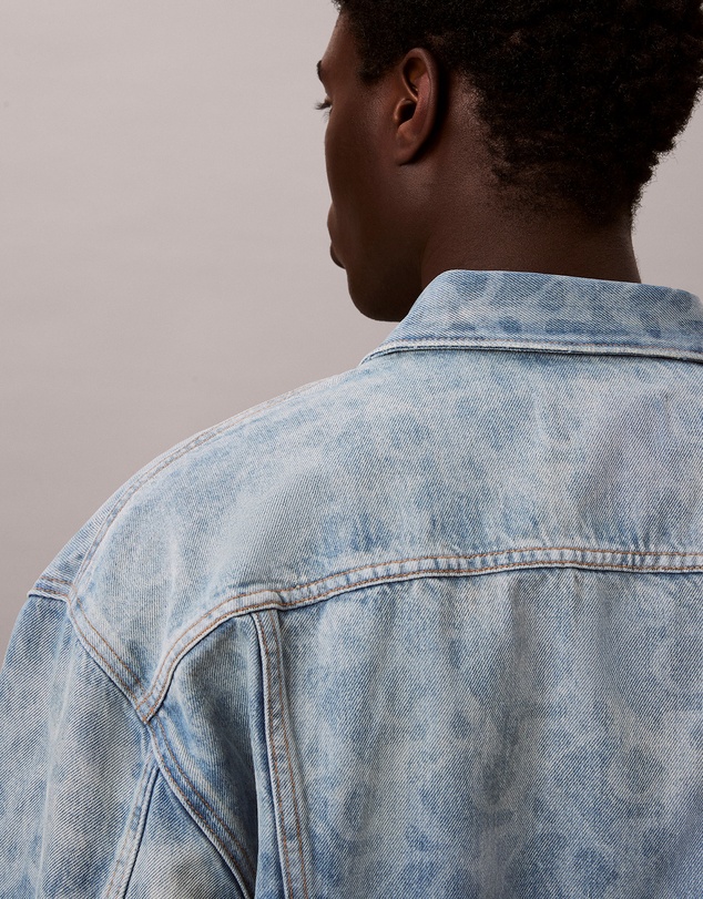 Calvin Klein Jeans - Allover Monogram 90s Denim Trucker Jacket